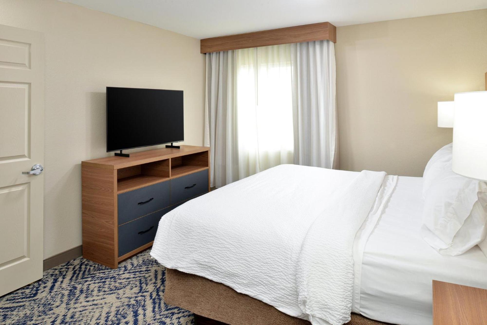 Hotel Candlewood Kansas Northeast By Ihg Kansas City