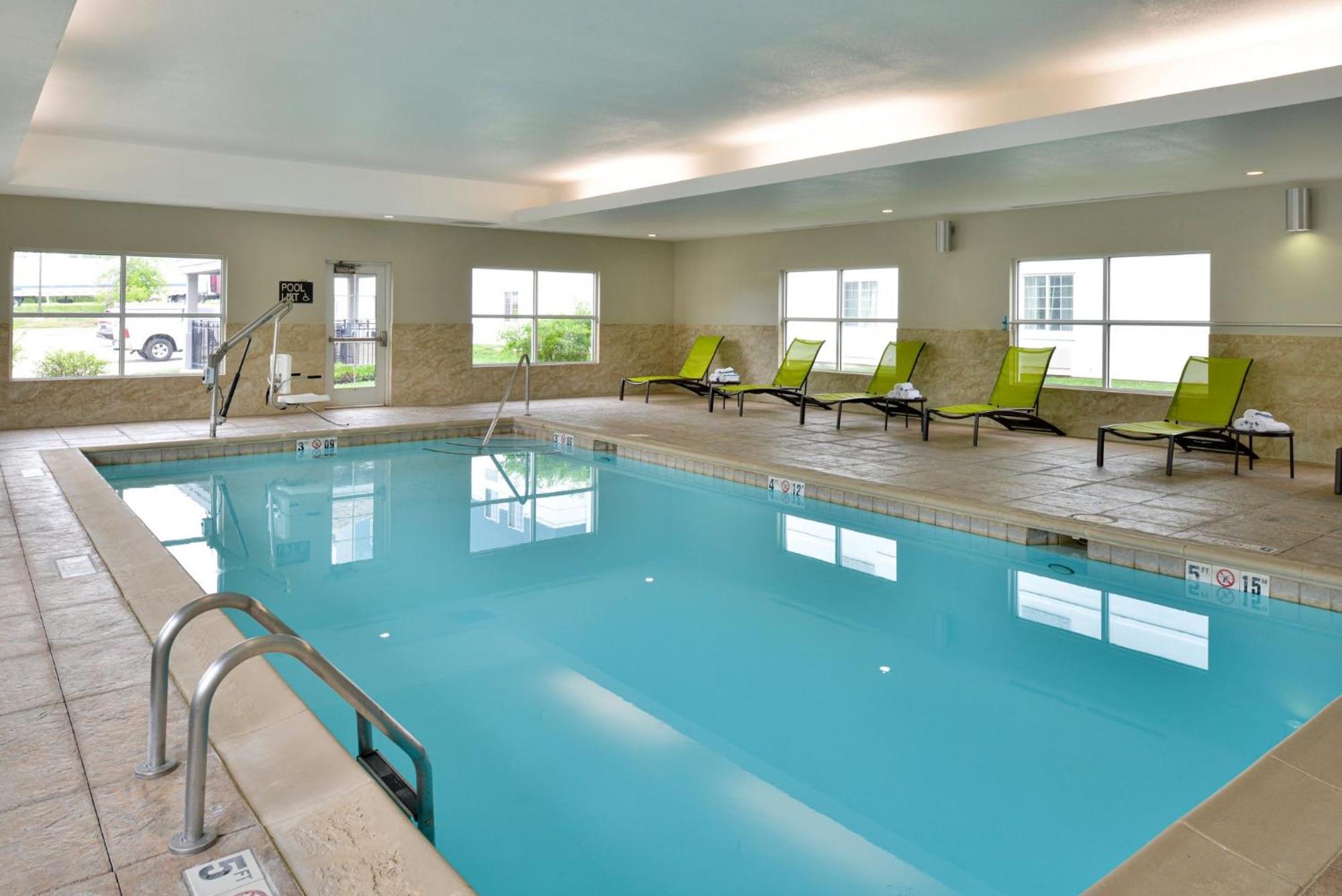 Candlewood Kansas Northeast By Ihg Hotel Kansas City