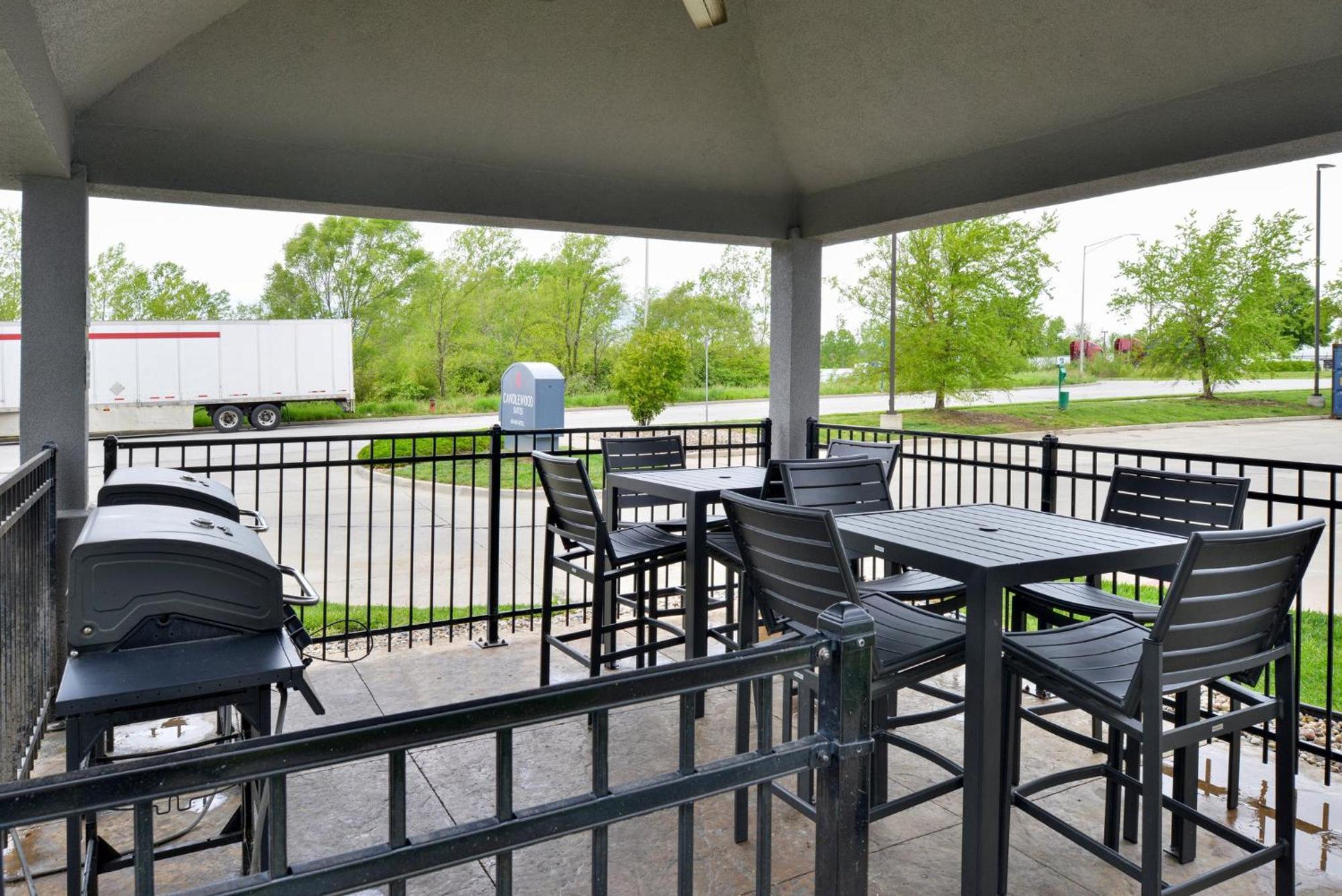 Candlewood Northeast By Ihg Hotel