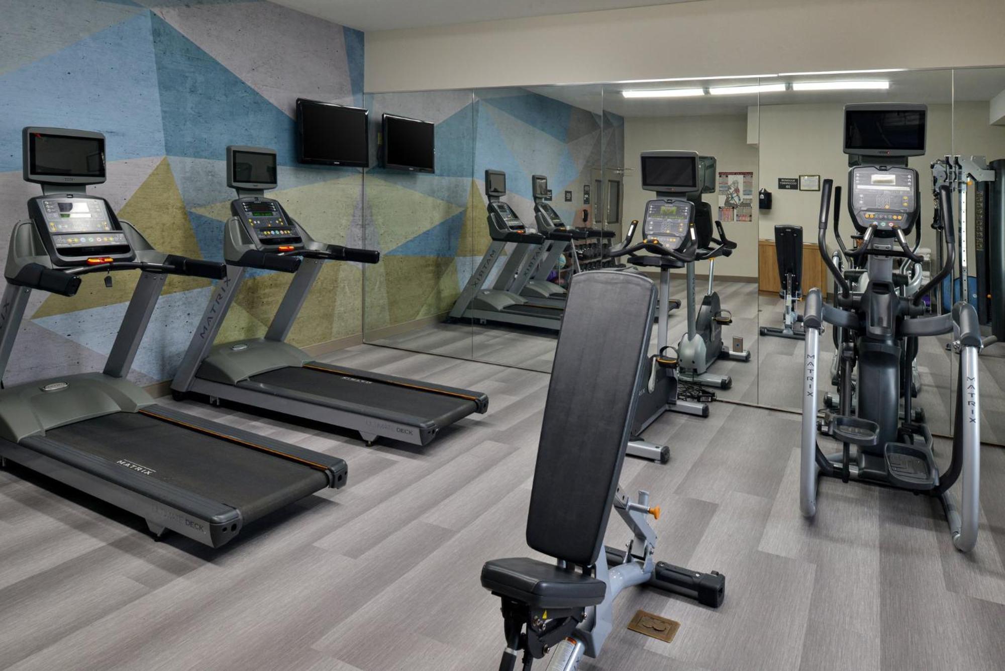Candlewood Kansas Northeast By Ihg Kansas City